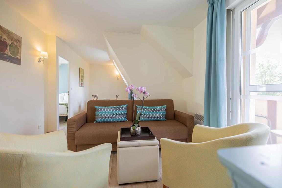 Aparthotel Club Wyndham Normandy à Connelles Extérieur photo